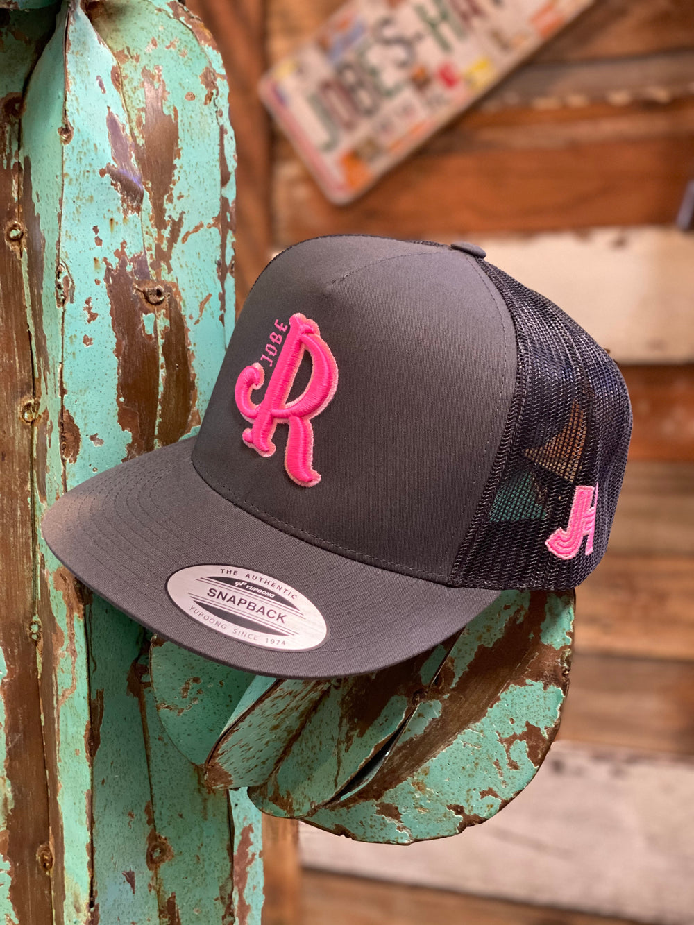 PINK JJR GREY CAP