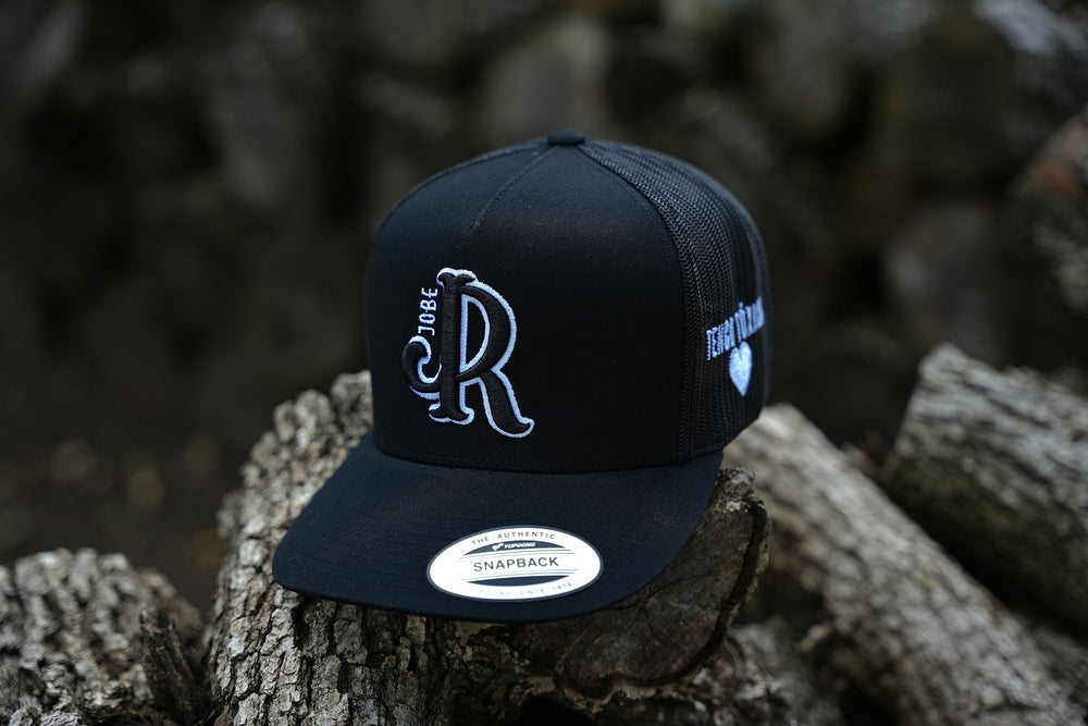 BLACK/ WHITE TENGO TÓXICA